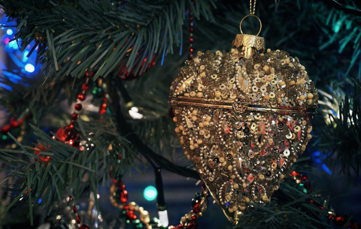 Celebrate in Style with Beautifully Designed Prelit Christmas Trees